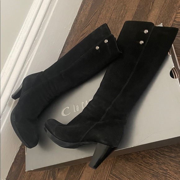 La CANADIENNE Black Heeled Boots - Picture 1 of 5